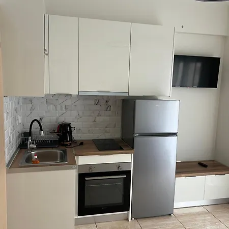 Apartment Syggrou Project 6 *
